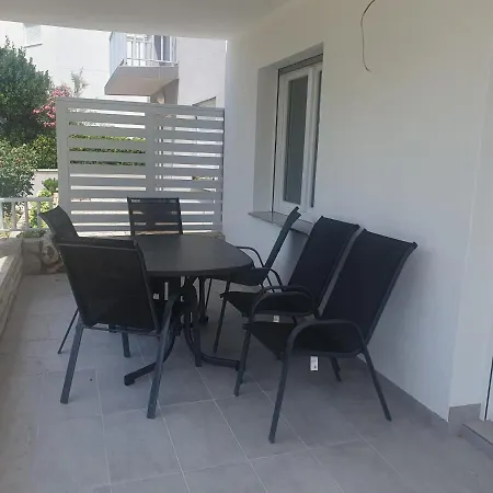 Amal بوفليانا